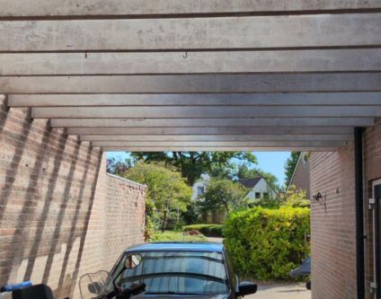 Overkapping in de tuin